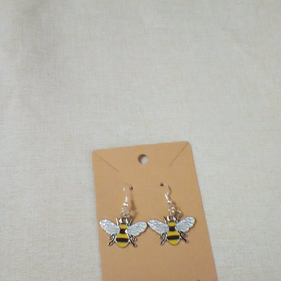 Earrings - Picture 3 of 3